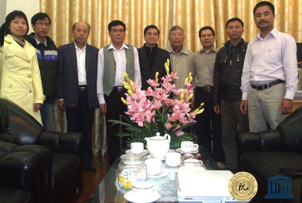 Ho Nguyen Viet Nam ORG - 2012