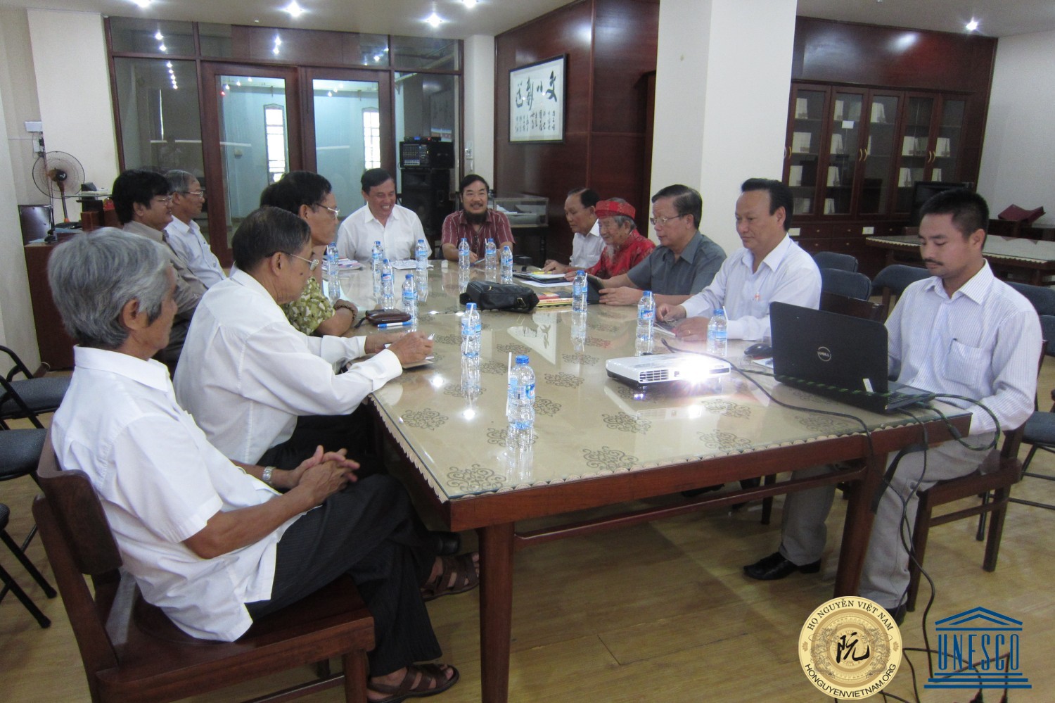 Họp bầu ban chấp hành lâm thời 2013