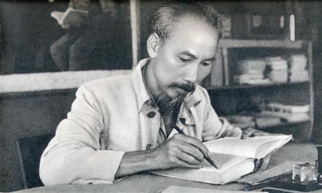 Chủ Tịch Hồ Chí Minh