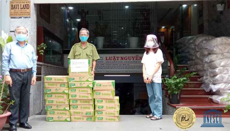 Nữ giám đốc Luật Nguyễn chung tay cùng cộng đồng chống dịch Covid 19