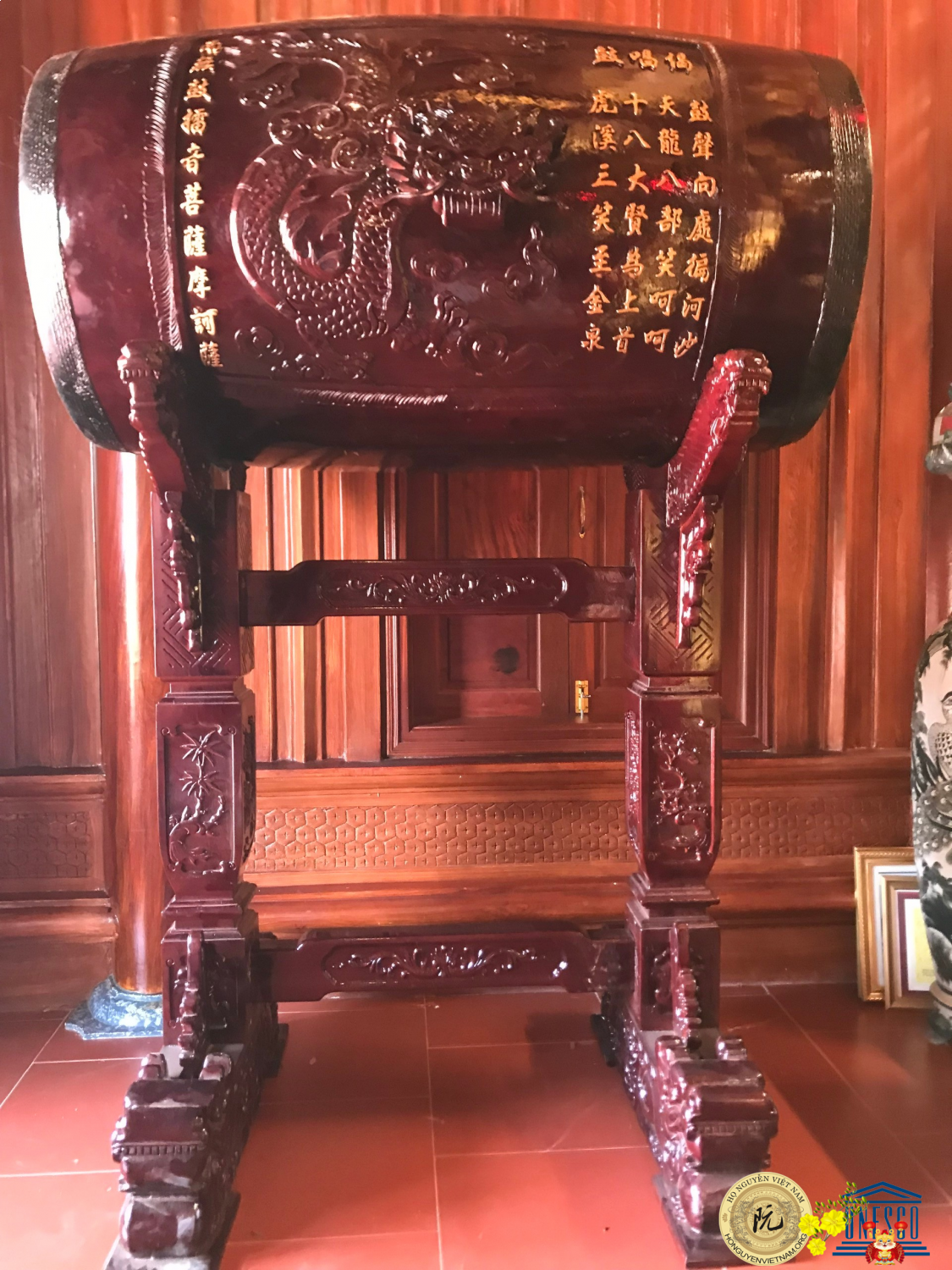 Trống tại nhà thờ Vọng họ Nguyễn 
